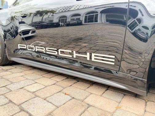 2023 Porsche 911 Carrera