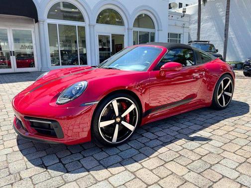 2022 Porsche 911 Targa 4 GTS