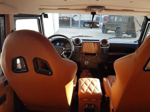 1987 Land Rover Defender 110