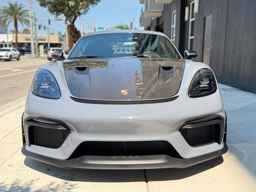 2023 Porsche 718 Cayman GT4 RS