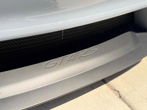 2023 Porsche 718 Cayman GT4 RS