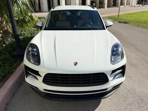 2020 Porsche Macan AWD
