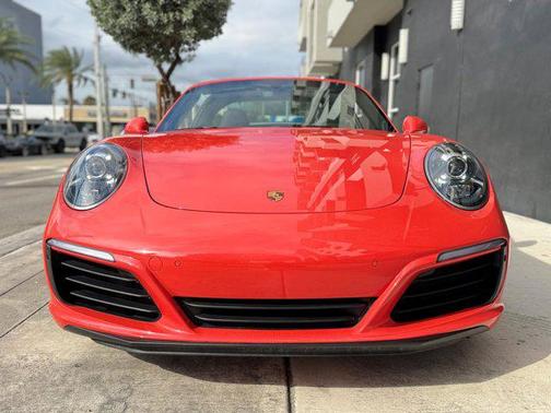 2019 Porsche 911 Targa 4