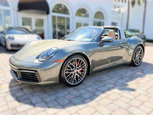 2024 Porsche 911 Targa 4 GTS