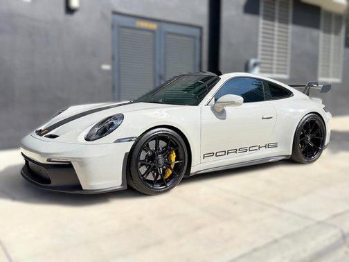 Chalk 2022 Porsche 911 GT3