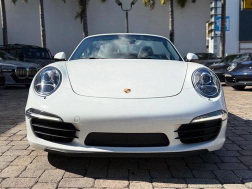 2014 Porsche 911 Carrera