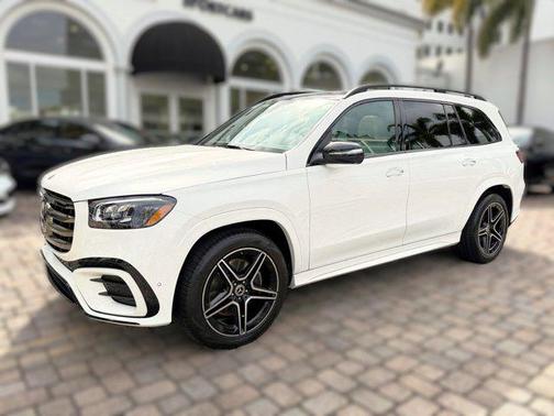 2025 Mercedes-Benz GLS 450 4MATIC