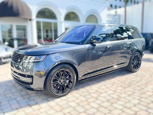2023 Land Rover Range Rover P530 SE