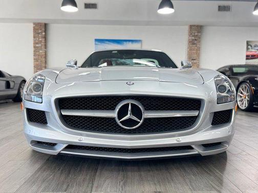 2012 Mercedes-Benz SLS AMG Base