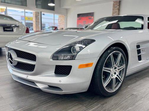 2012 Mercedes-Benz SLS AMG Base
