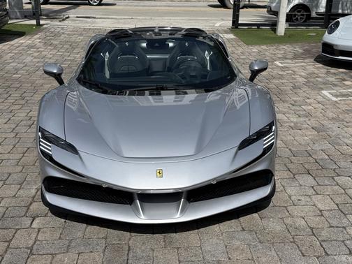 Argento Nurburgring Metallic 2024 Ferrari SF90 Spider Convertible