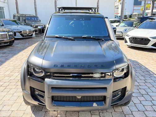 2022 Land Rover Defender 110 S