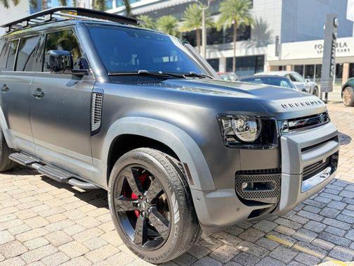 2022 Land Rover Defender 110 S