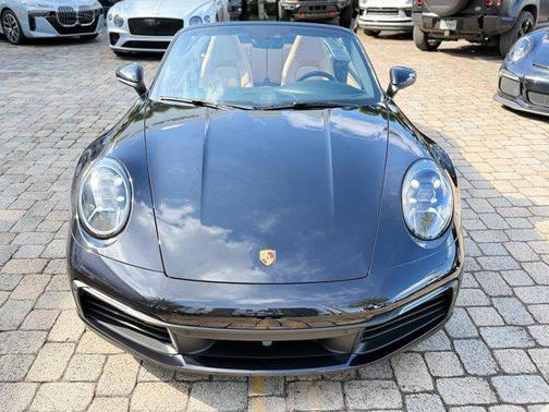 2021 Porsche 911 Carrera