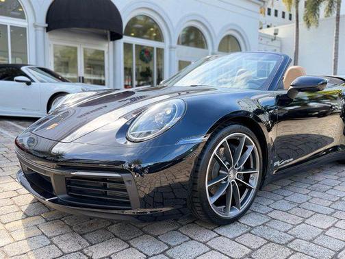 2021 Porsche 911 Carrera