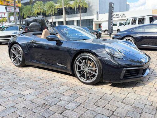 2021 Porsche 911 Carrera