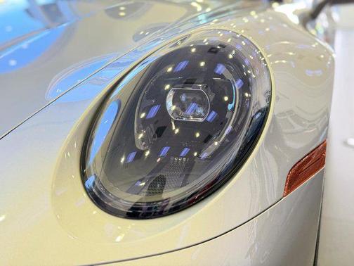 2025 Porsche 911 Targa 4 GTS