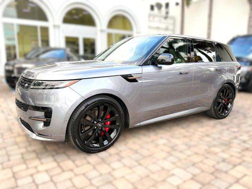 2025 Land Rover Range Rover Sport SE