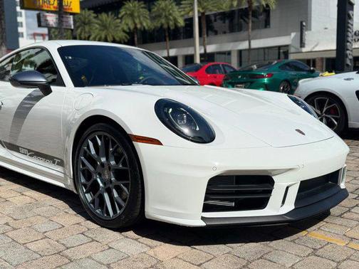 2026 Porsche 911 Carrera T