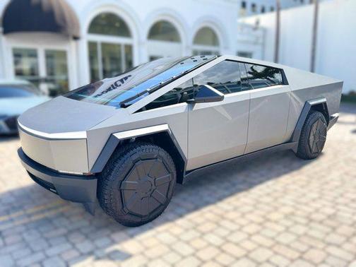 2024 Tesla Cybertruck Cyberbeast