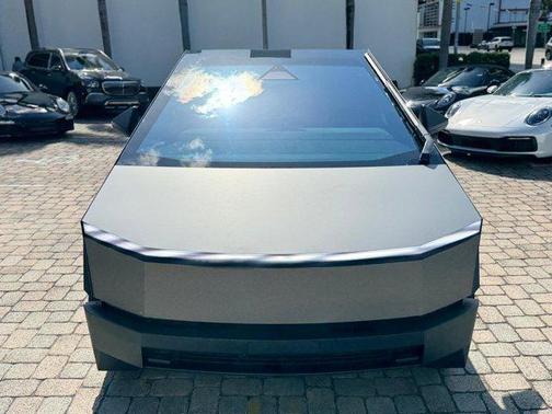 2024 Tesla Cybertruck Cyberbeast