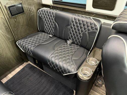 2020 Mercedes-Benz Sprinter 2500 Standard Roof