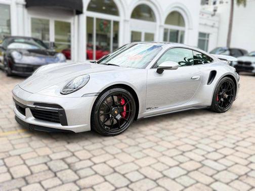 2022 Porsche 911 Turbo