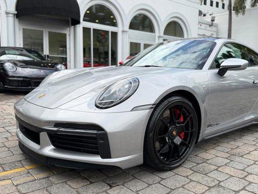 2022 Porsche 911 Turbo