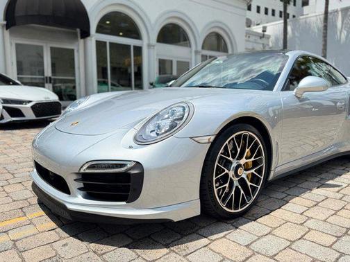 2014 Porsche 911 Turbo S