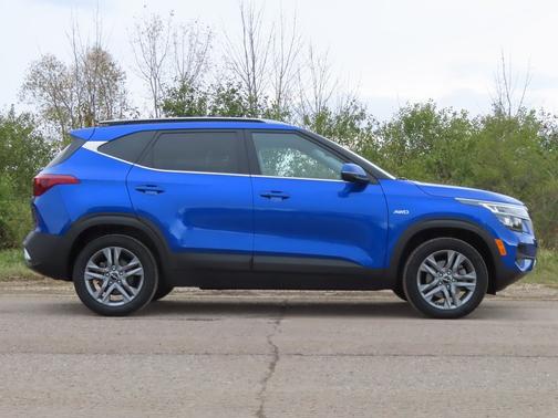 2023 Kia Seltos S