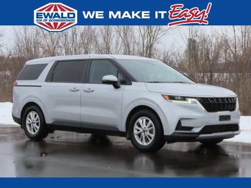 2023 Kia Carnival LX