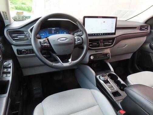 Cinnabar Red Metallic Premium Colorant 2023 Ford Escape Platinum