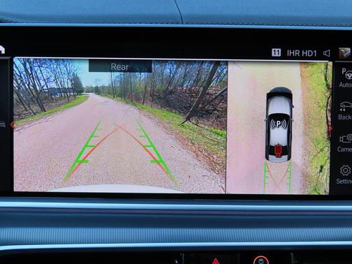 Mineral White Metallic 2022 BMW X5 xDrive40i