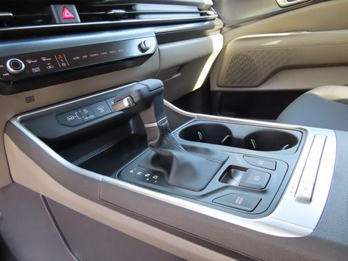 Panthera Metal 2026 Kia Carnival LXS