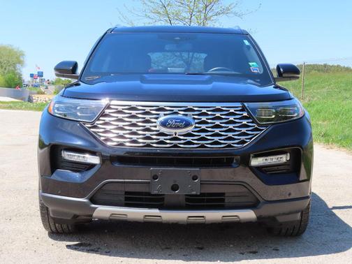 Agate Black Metallic 2023 Ford Explorer Platinum