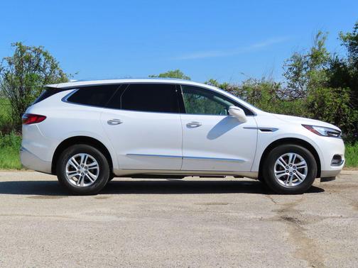 White Frost Tricoat 2018 Buick Enclave Premium