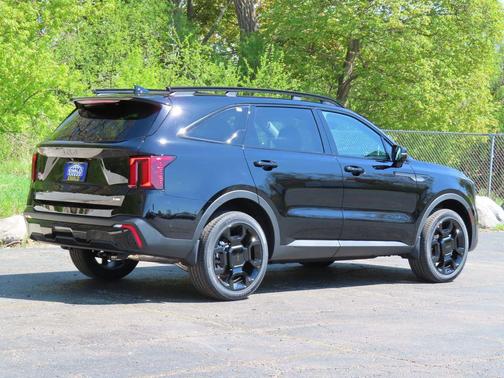 Ebony Black 2026 Kia Sorento SX