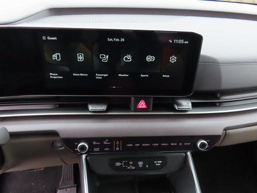 Aurora Black Pearl 2026 Kia Carnival EX