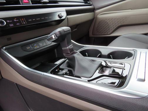 Aurora Black Pearl 2026 Kia Carnival EX