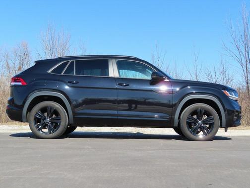 2023 Volkswagen Atlas Cross Sport 2.0T SEL