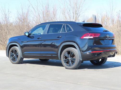 2023 Volkswagen Atlas Cross Sport 2.0T SEL