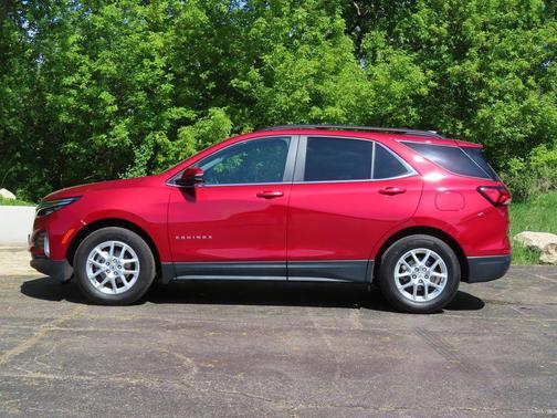 Cherry Red Tintcoat 2022 Chevrolet Equinox 1LT