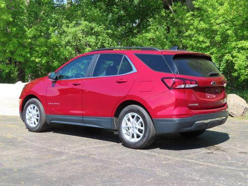Cherry Red Tintcoat 2022 Chevrolet Equinox 1LT