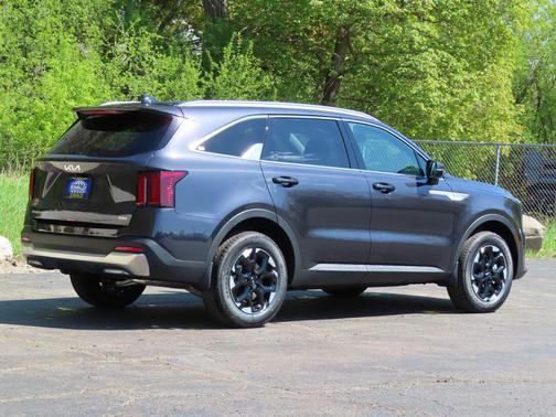 Panthera Metal 2026 Kia Sorento S