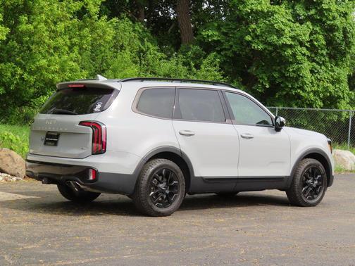 Wolf Gray 2024 Kia Telluride SX X-Pro
