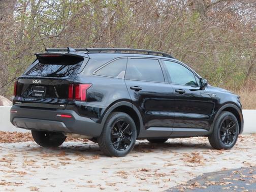 2023 Kia Sorento X-Line S