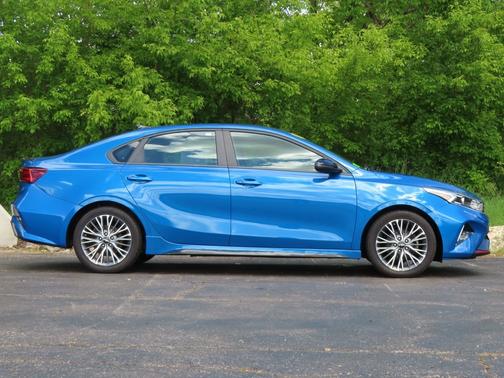 2022 Kia Forte GT-Line