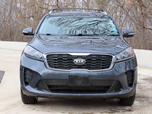 Platinum Graphite 2019 Kia Sorento LX