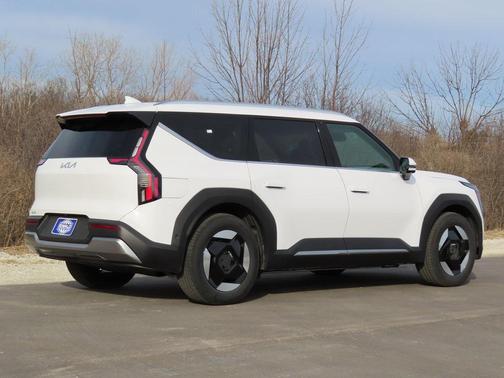 2026 Kia EV9 Wind