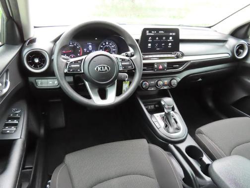 Clear White 2021 Kia Forte LXS